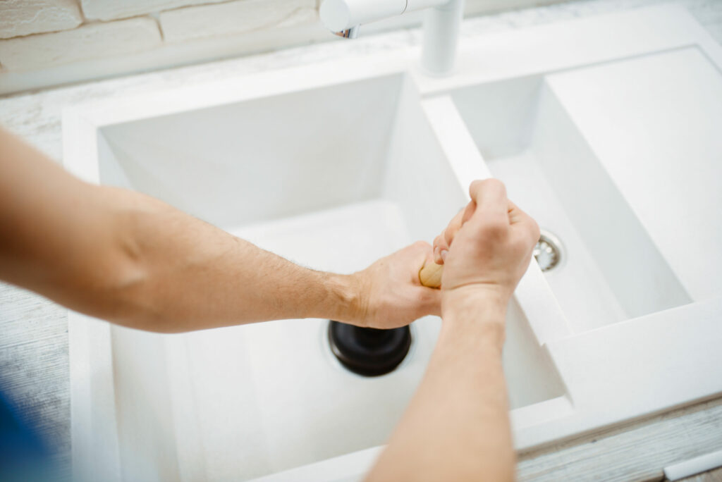Signs of a Plumbing Block or Clog